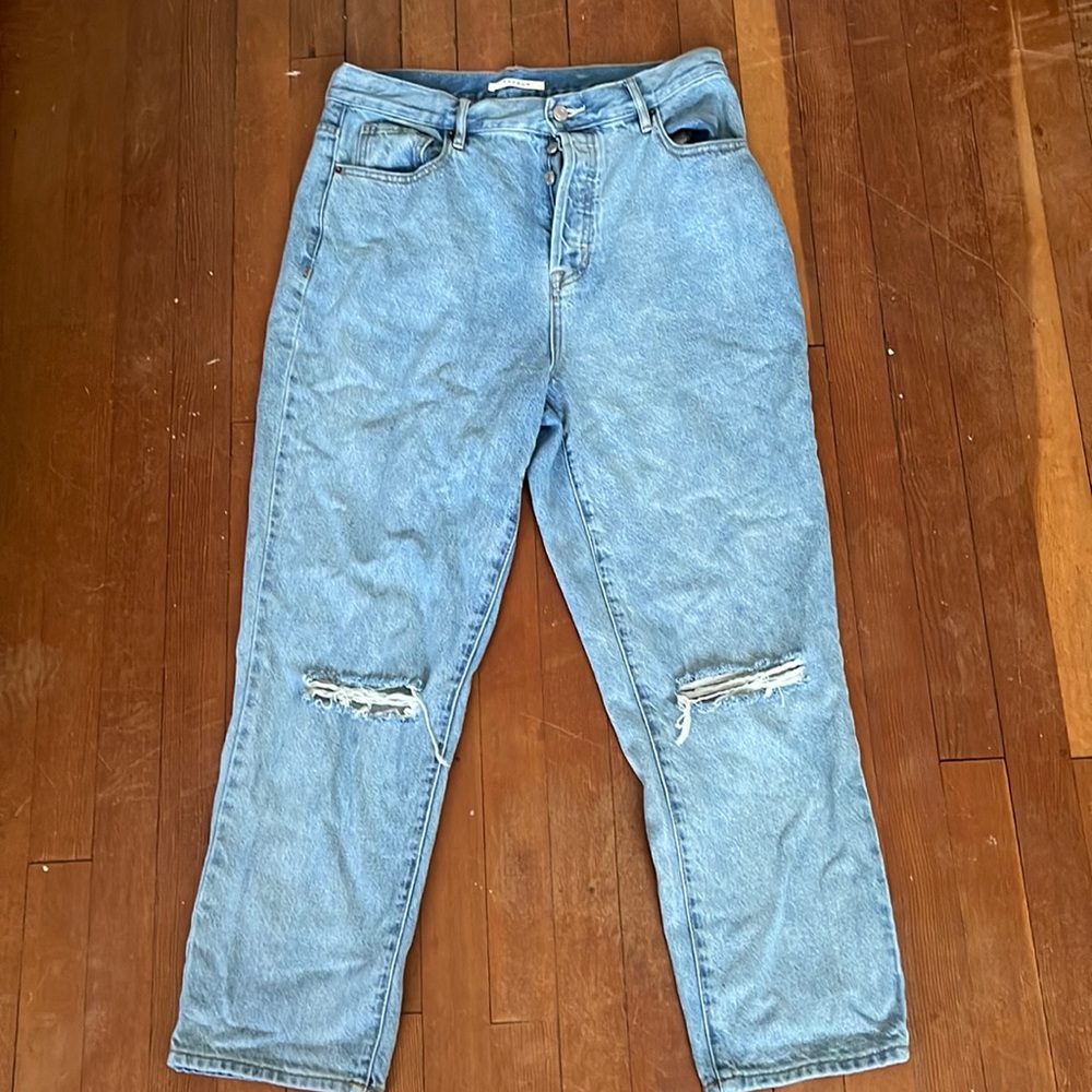 Light wash jeans